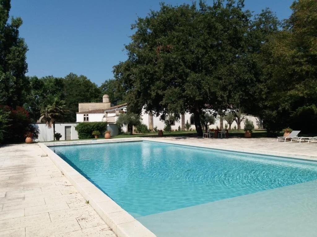 Mas Des Becasses, En Provence - 22 Personnes Villa Arles Exterior photo