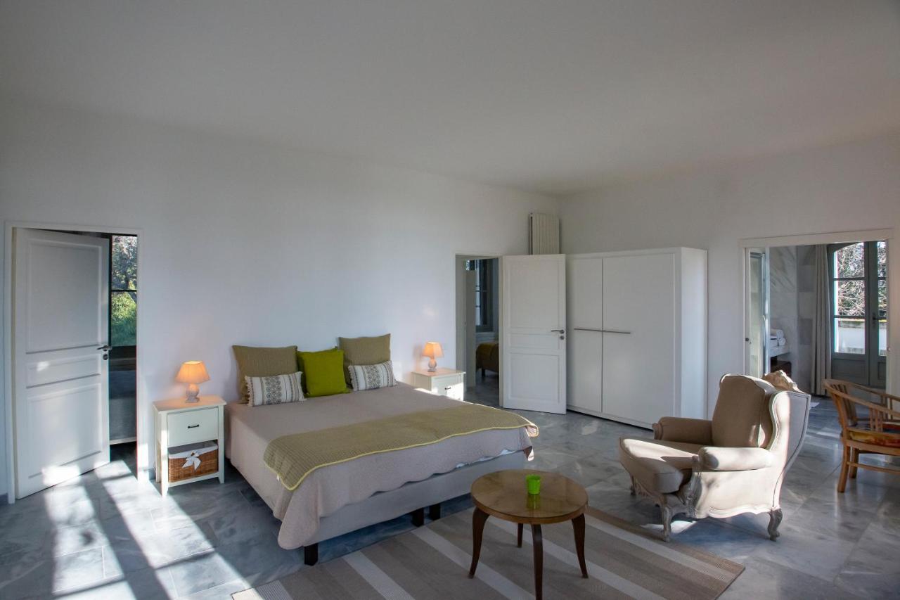 Mas Des Becasses, En Provence - 22 Personnes Villa Arles Exterior photo