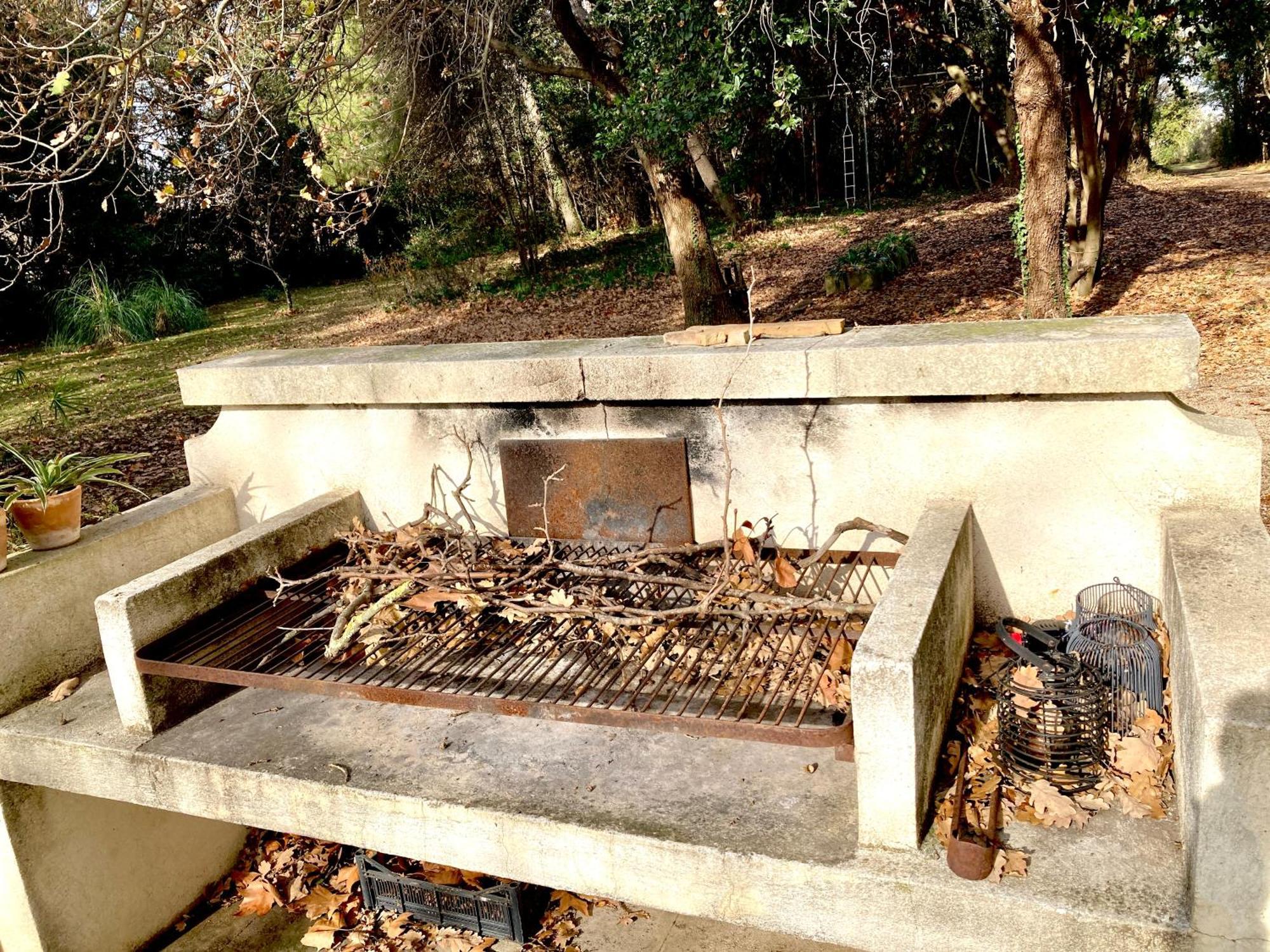 Mas Des Becasses, En Provence - 22 Personnes Villa Arles Exterior photo
