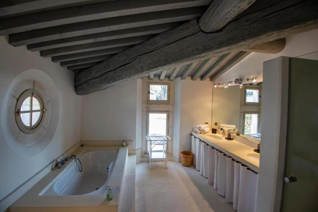 Mas Des Becasses, En Provence - 22 Personnes Villa Arles Exterior photo